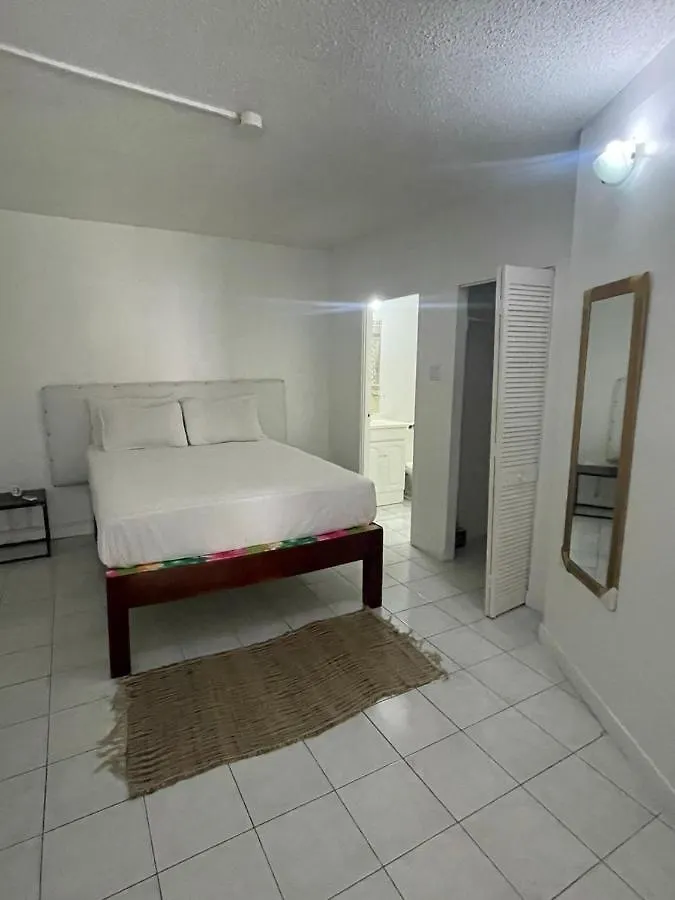 Finest Accommodation Marley Manor Apt # 513 Ground Floor 6 Marley Rd Kgn 6 Kingston Apartament